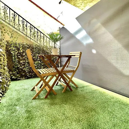 Le Coin D'elise * פרפיניין