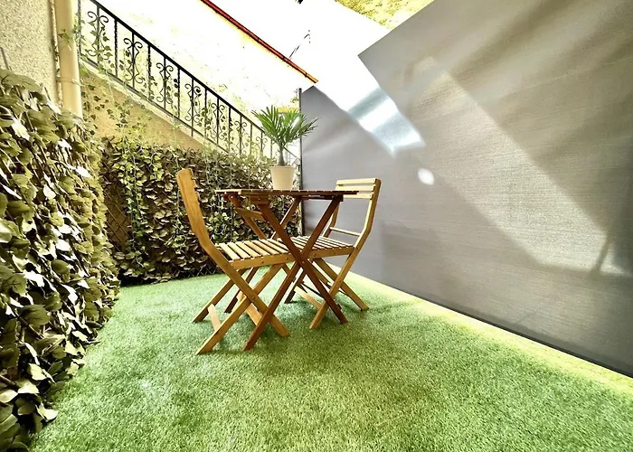 Le Coin D'elise * פרפיניין